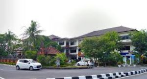 dekat area perkantoran